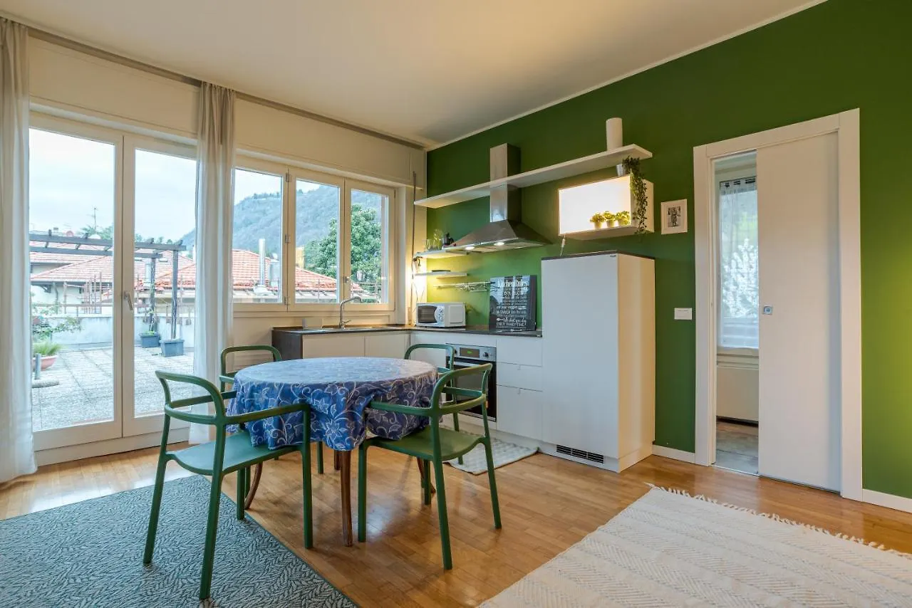 Como City Center Apartments! 0*,  Italy